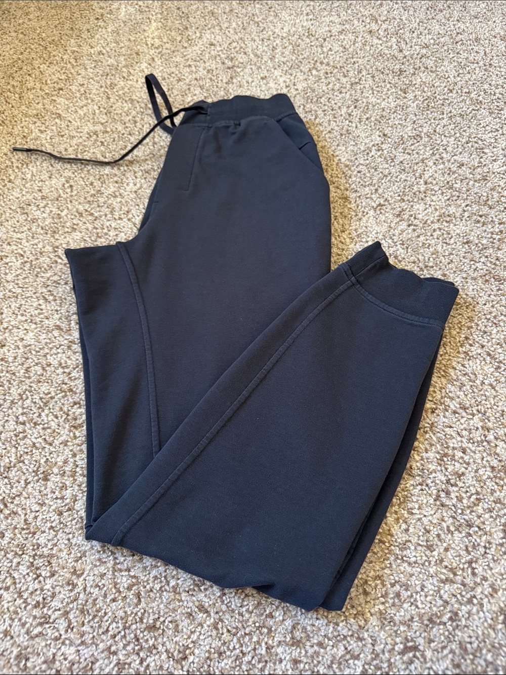 MEN'S LULULEMON BLACK JOGGER